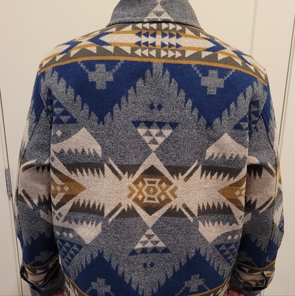 Pendleton Wool Coat - Picture 3 of 9